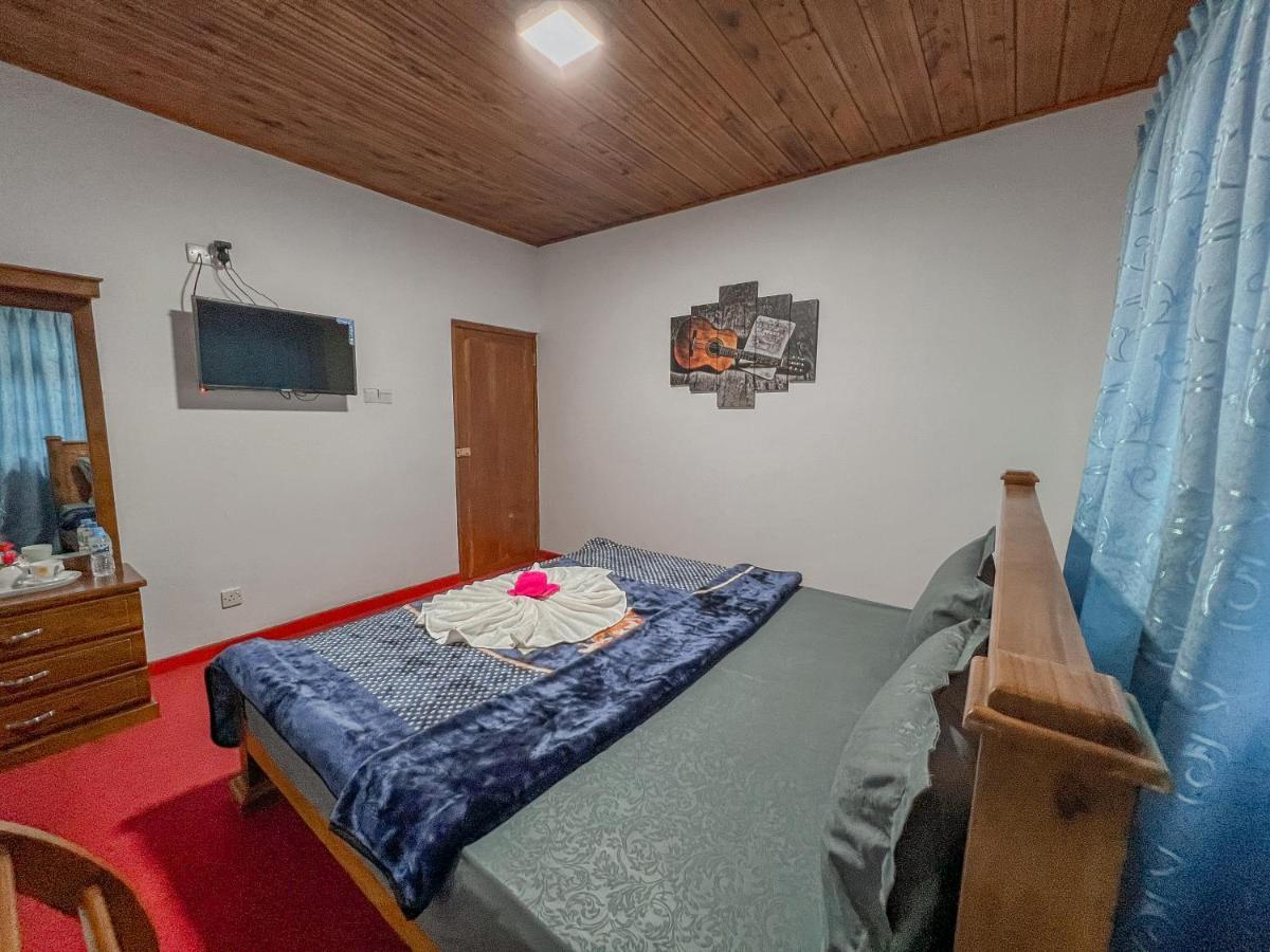 Royal Guest Hotel Inn Нувара-Элия Экстерьер фото